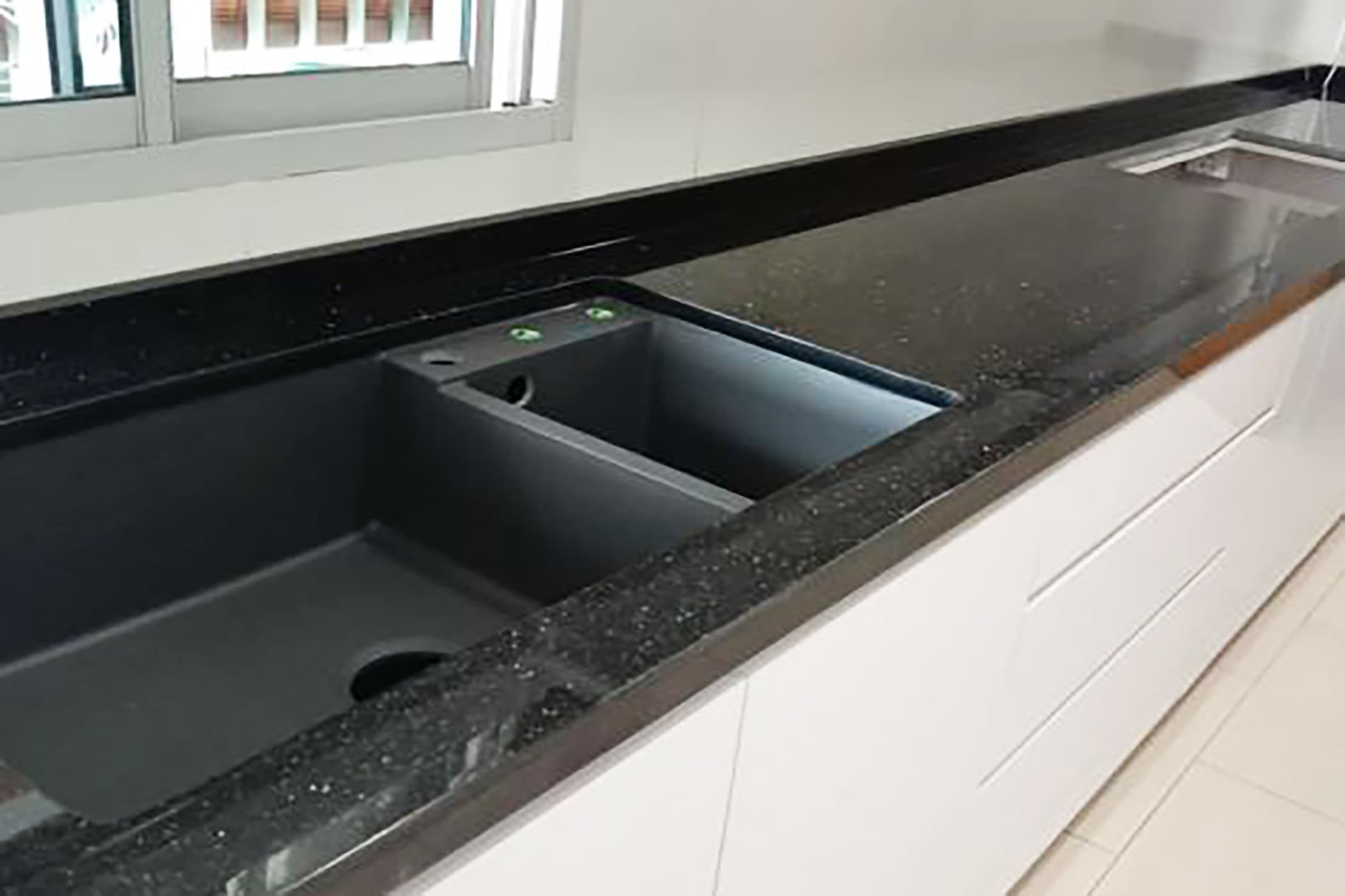 SharpSurface Top Granite